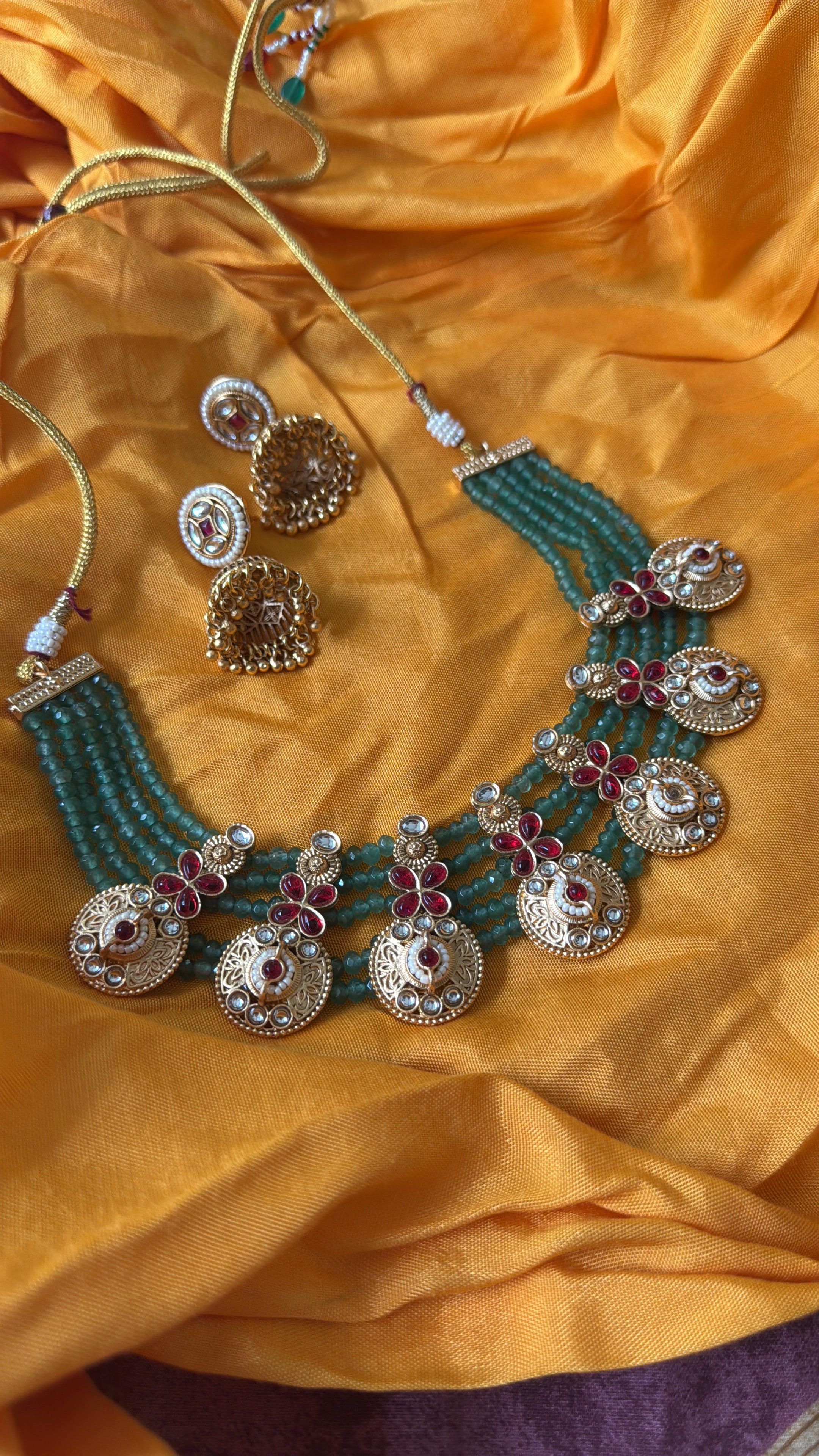 Geen Beaded Gold Motif Choker Necklace Set