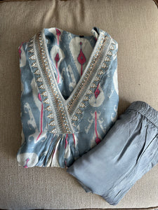 Bluish Grey Printed Muslin Kurta Pant Ethnic Set