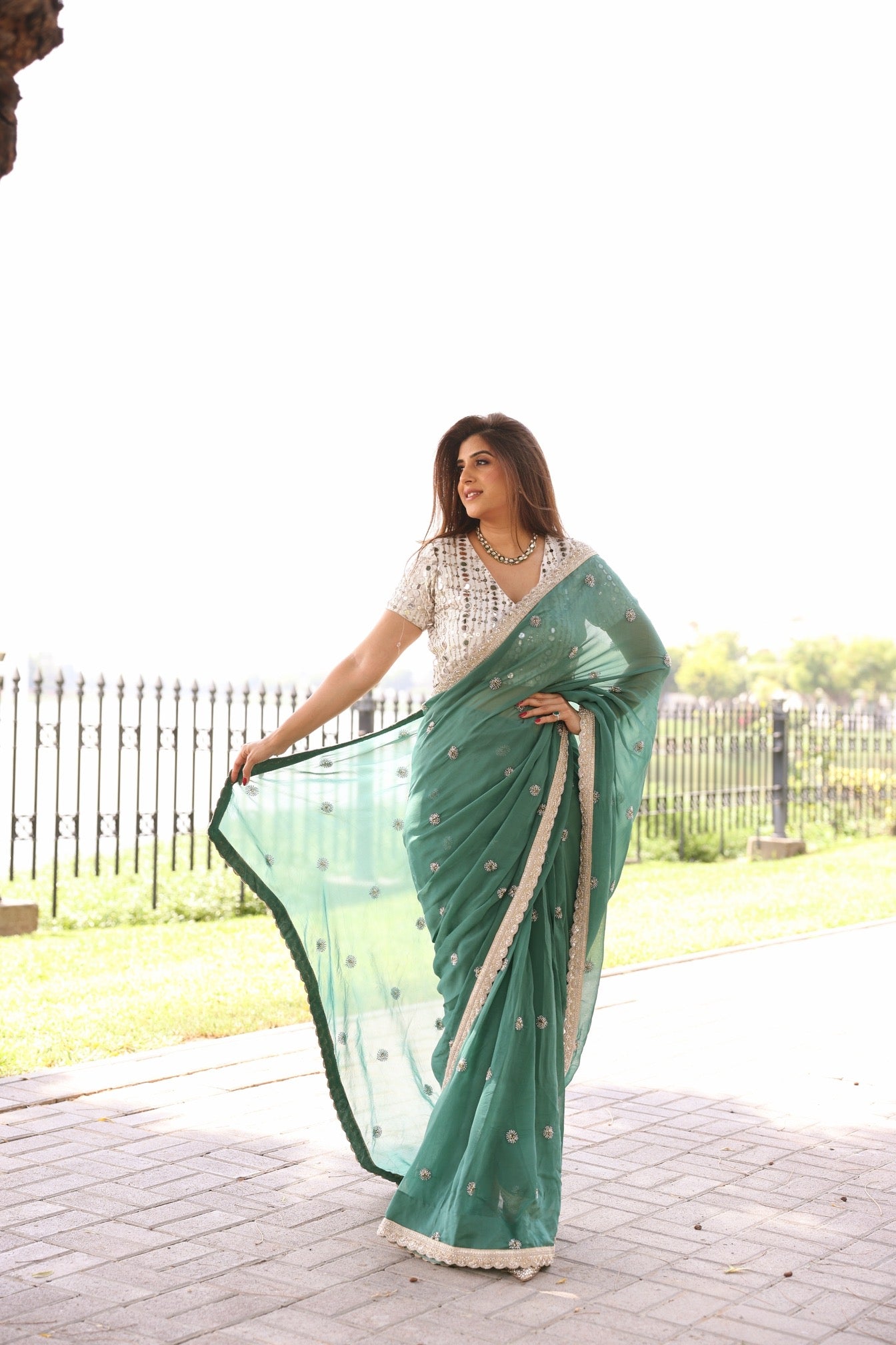 Emerald Green Pre Draped Sari Mirror Blouse Set